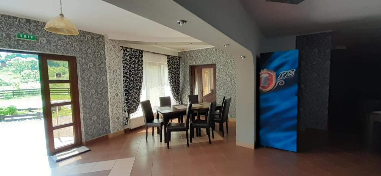 Pensiunea Tora Vatra Dornei Luaran gambar