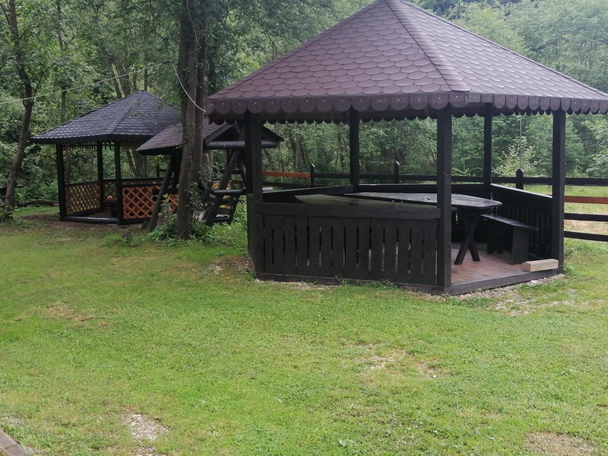 Pensiunea Tora Vatra Dornei Luaran gambar